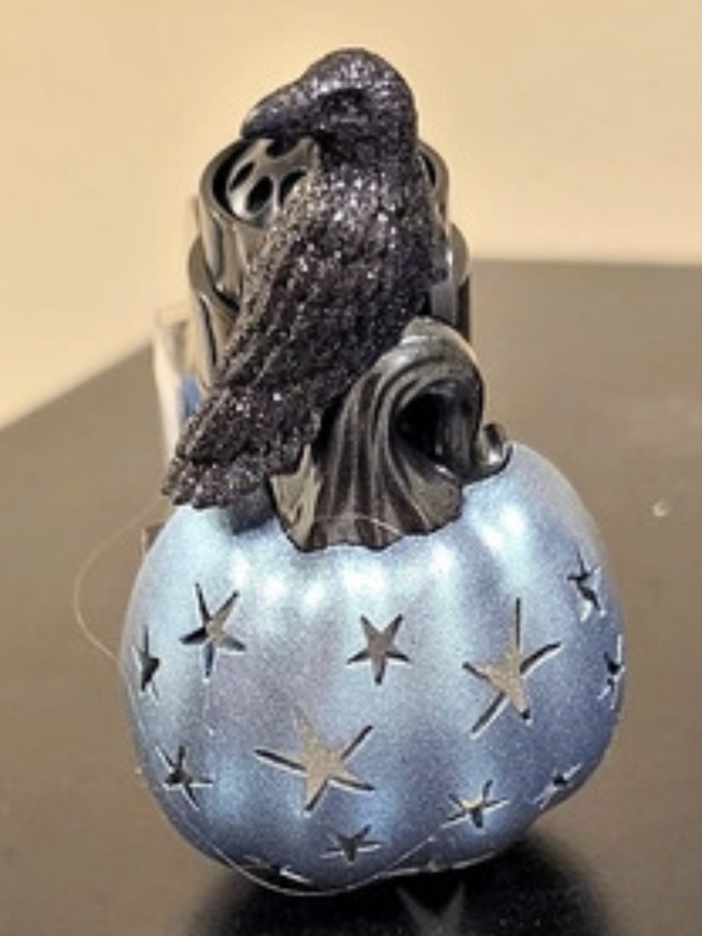 Bath & Body Works Spooky Pumpkin Raven Wallflowers Fragrance Plug